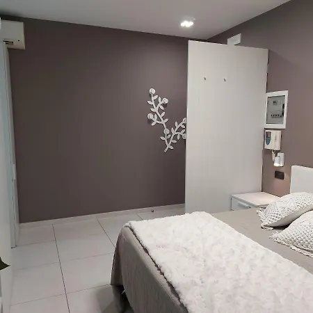 Suite48 *