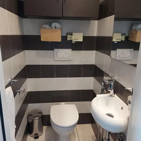 Suite48 باري